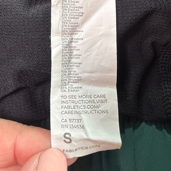 Fabletics The One Lined 5” Shorts Men’s Pine Shadow Green Size S NWOT - Picture 4 of 12